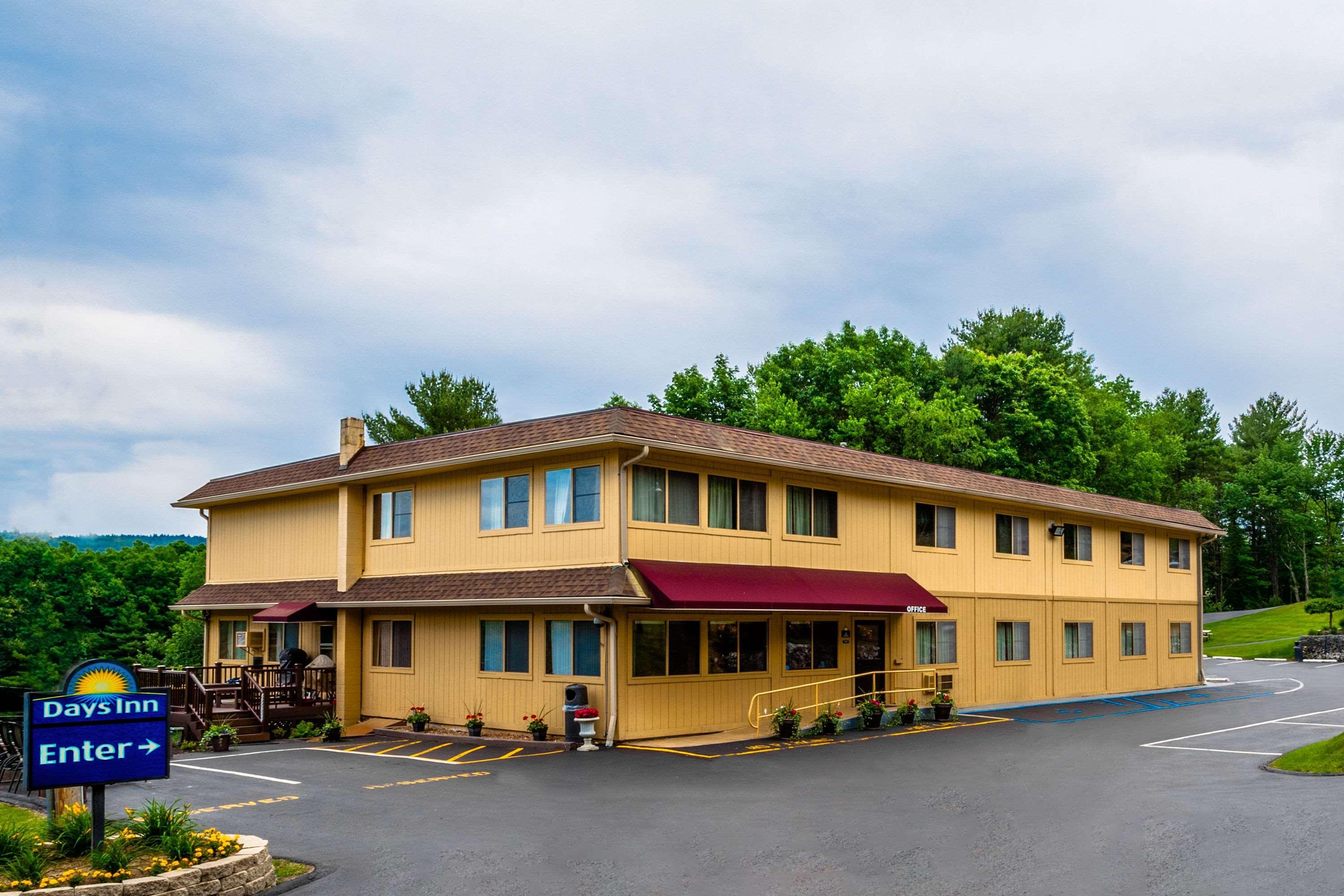 Days Inn By Wyndham Wurtsboro Exterior photo